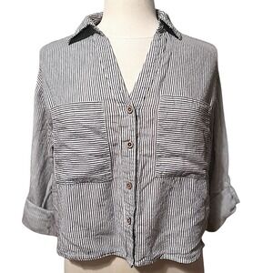 Love Notes Pinstripe Boxy Cropped Roll Tab White Shirt M Coastal Grandmother